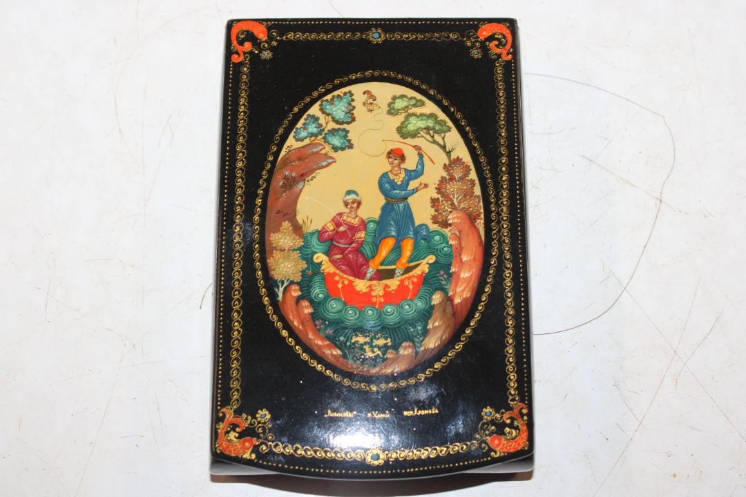 Kromov, Khouvi Russian lacquered box entitled "Fis - Image 3 of 12