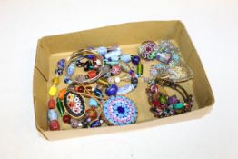 A box containing Murano and other glass items inc