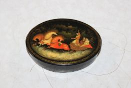 Ludmilla Kostakova Mstera Russian lacquered box en