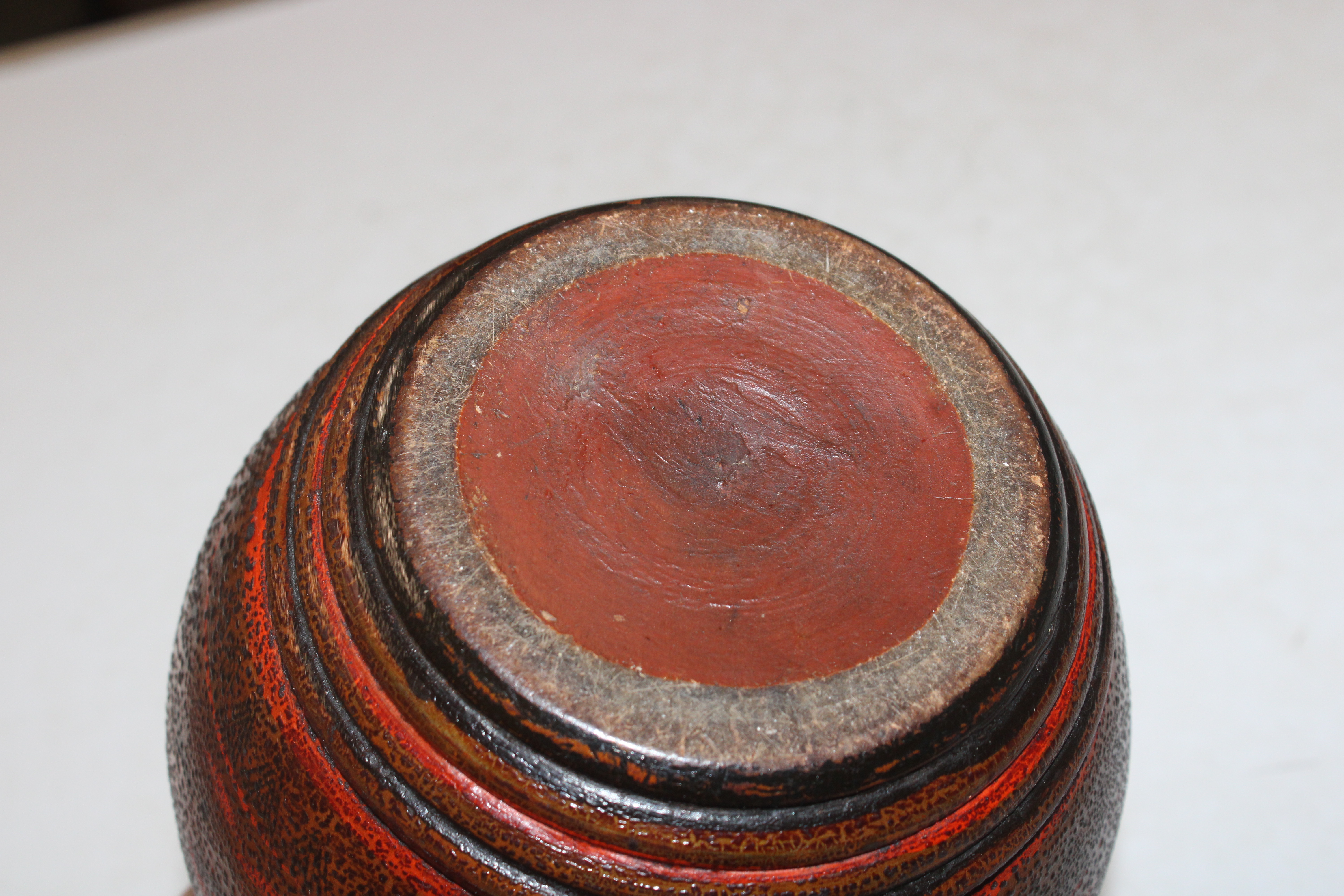 A turned wooden jar and cover - Image 14 of 17