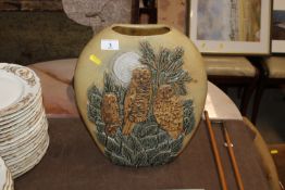 A Bernard Rooke pottery vase decorated with owls a