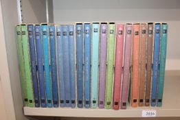 Shakespeare Rainbow Folio Society, 21 volumes with slip cases