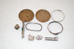 A silver propelling toothpick AF; a 925 silver Art