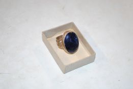 A vintage silver lapis lazuli set ring, size L, ap