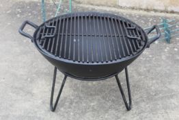Heavy gauge firepit/bbq (550mm). V