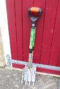 Stainless border ford & spade. V