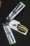 3x pairs of secateurs. V