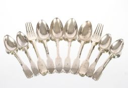 A set of four William IV silver dessert spoons, Old English pattern monogrammed, London 1836; a pair