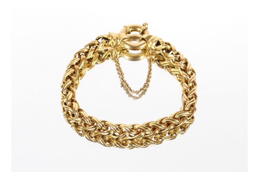 An 18ct gold Italian woven bracelet, 22gms, 19cm long - Image 1 of 2