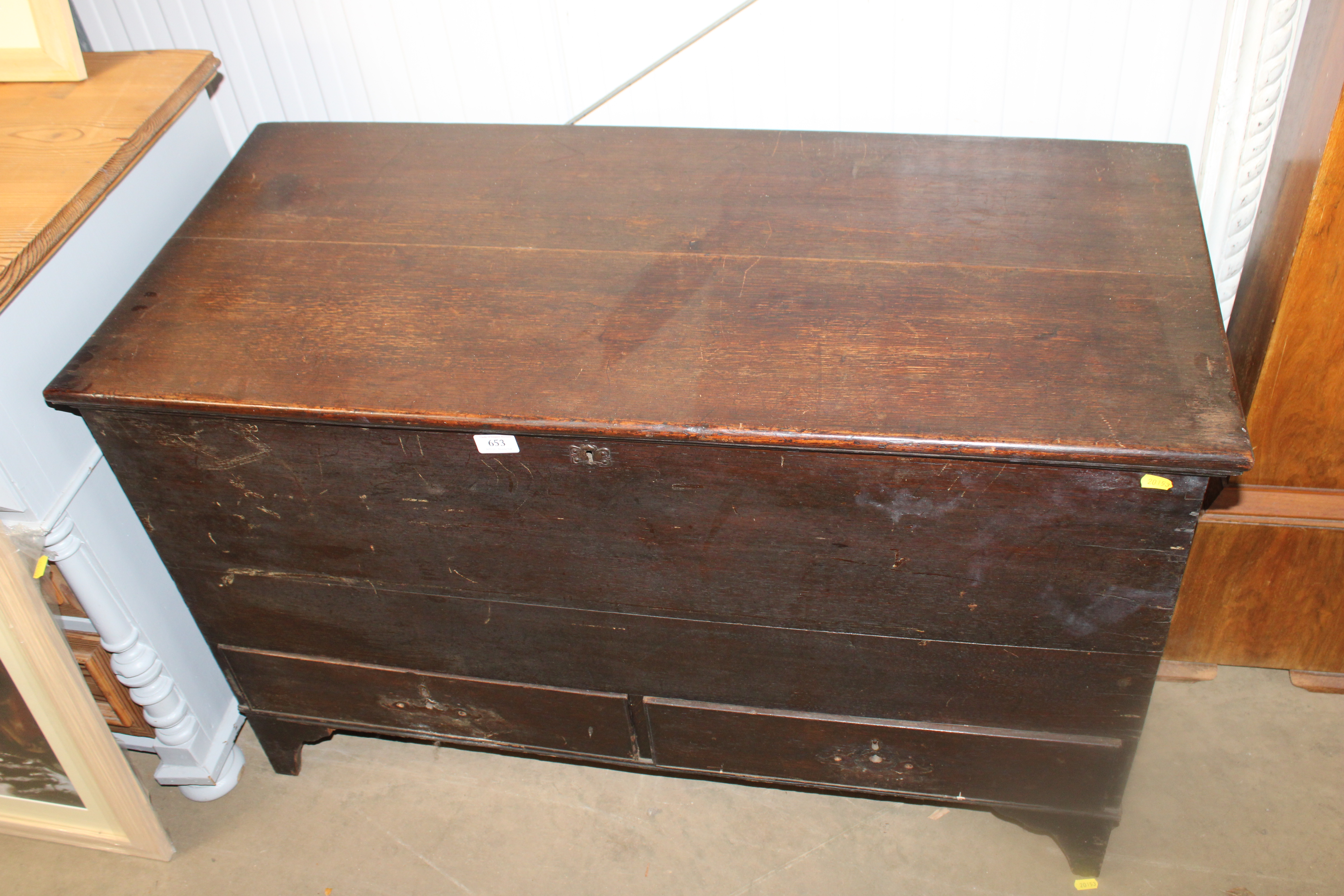 An oak mule chest fitted two drawers lacking handl