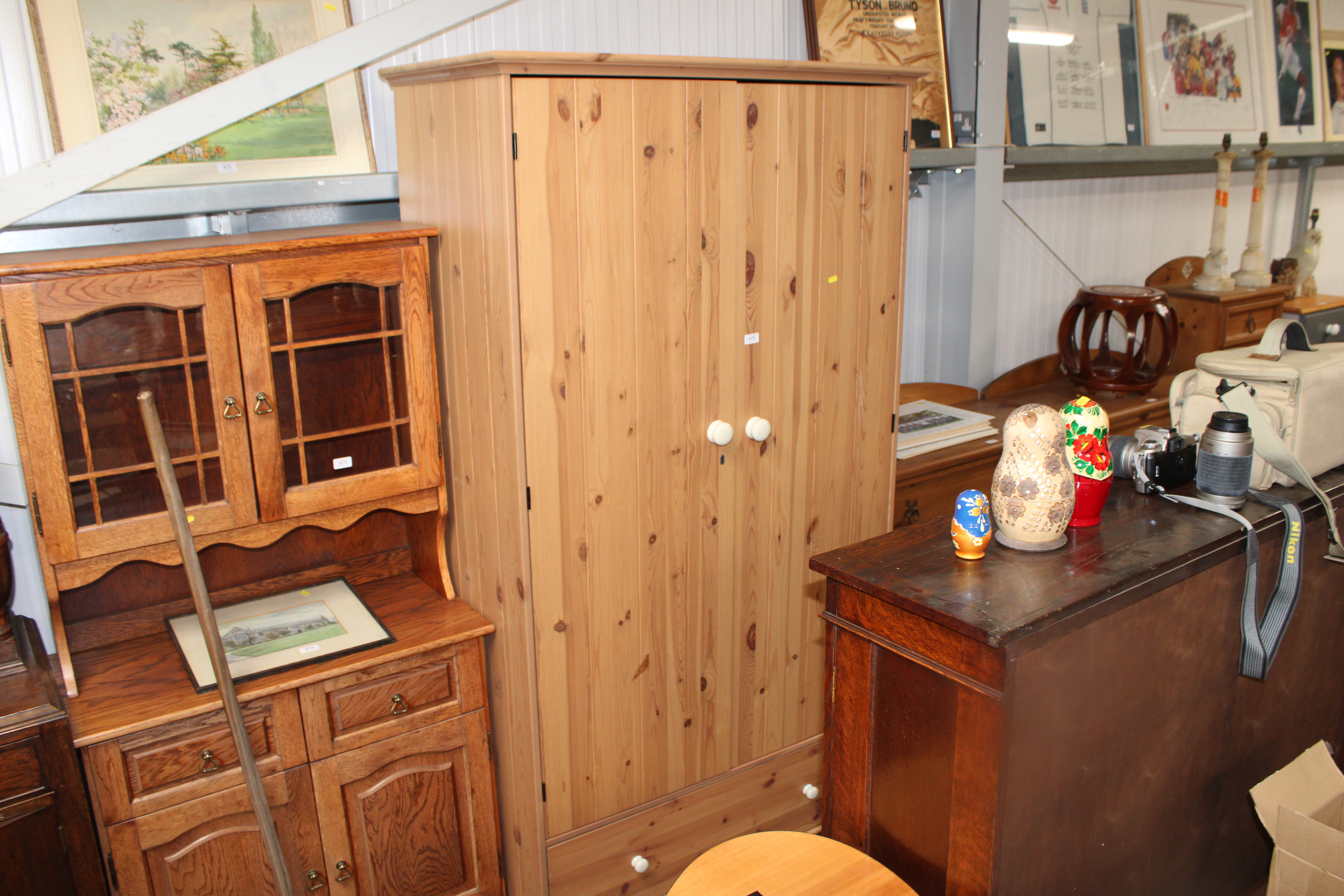 A modern pine two door wardrobe fitted single draw - Image 2 of 2