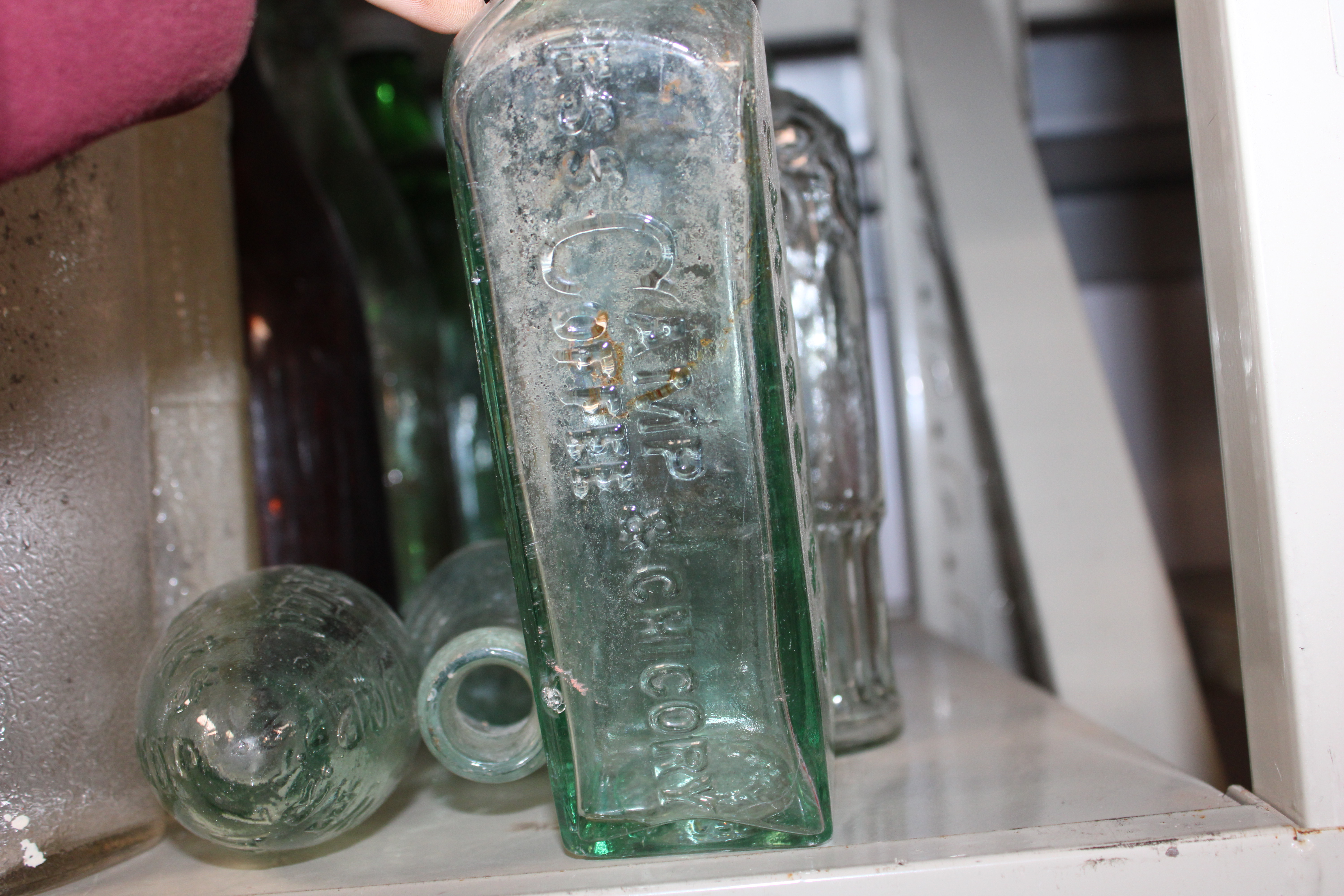 A collection of various old bottles, some relating - Image 5 of 5
