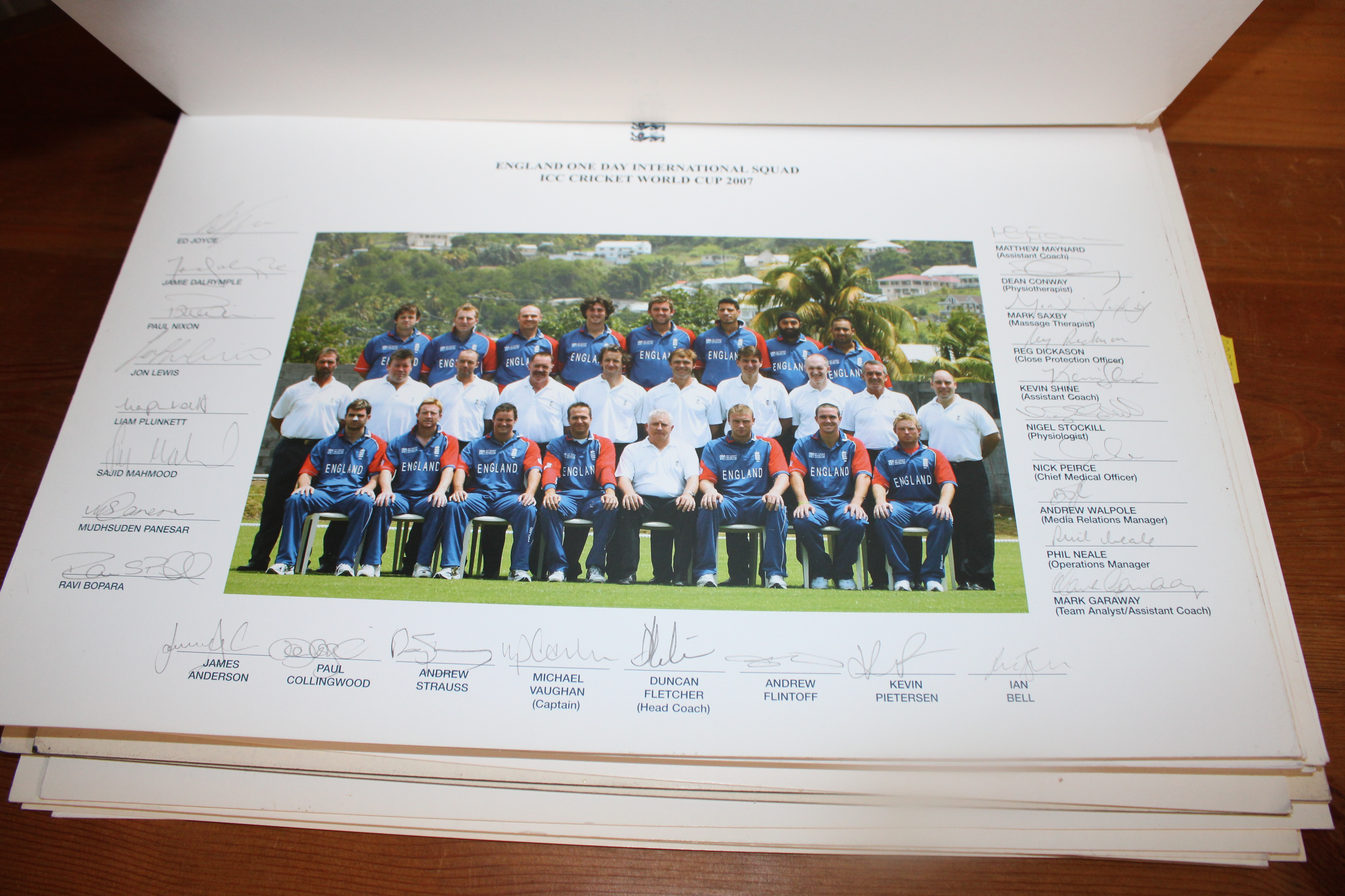 A collection of cricket related photos - Image 2 of 5