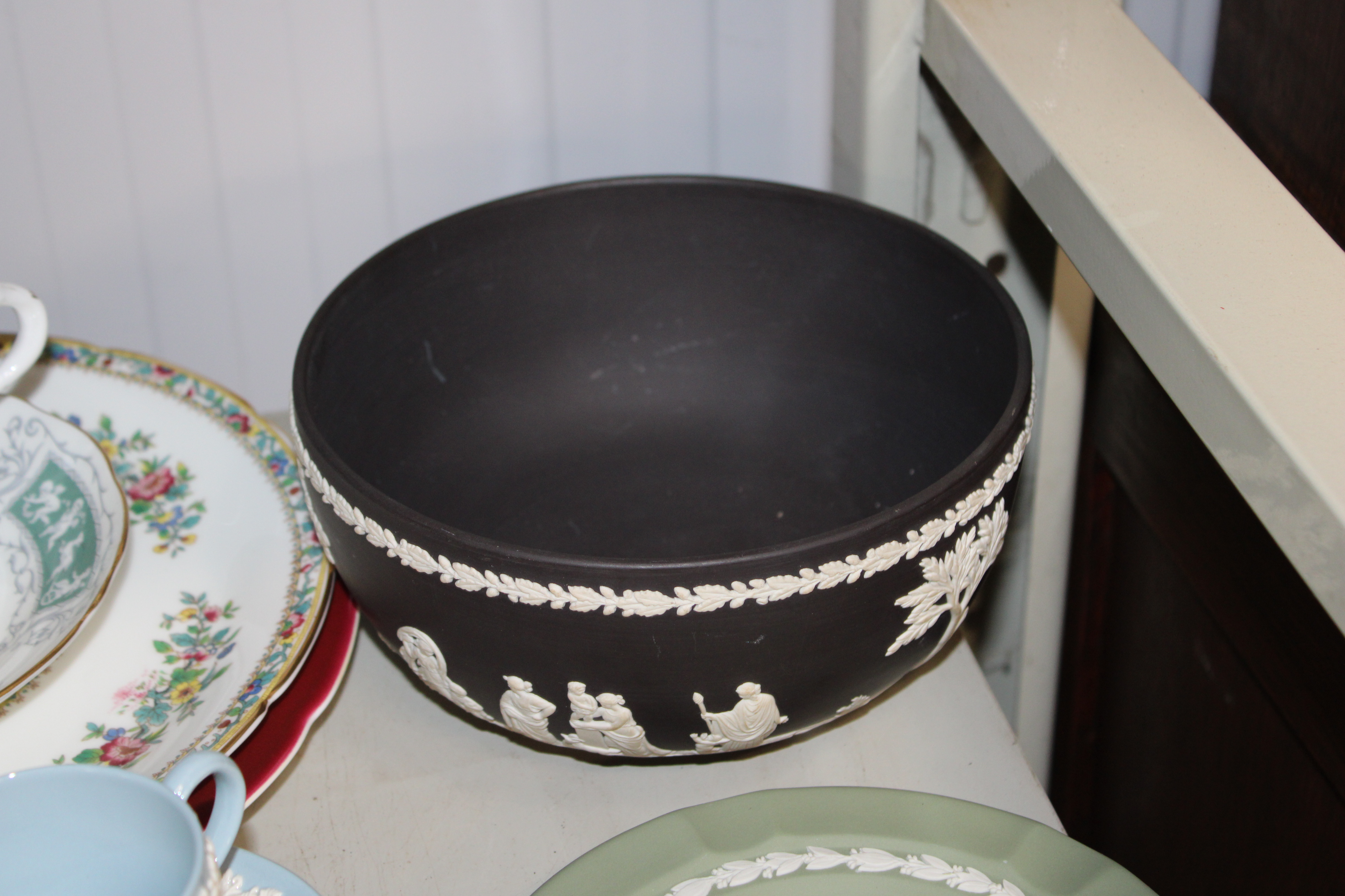 A quantity of Wedgwood embossed Queens ware; two W - Image 2 of 5