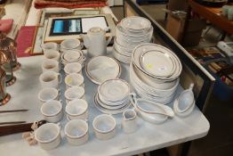 A quantity of Churchill Samsonite dinnerware