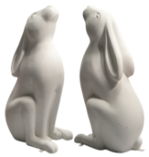 A blank sculpture of a “Stargazer Hare”.