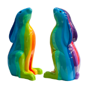 Some-hare Over The Rainbow.