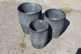 3x Planters. Diameters of 38cm, 33cm, and 28 cm. V
