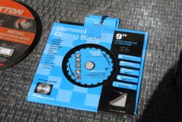 2x 9in diamond discs. V