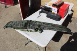 Fleece line gun bag. V