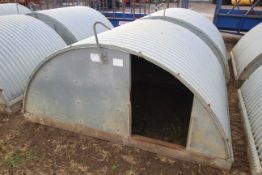 Harvey 1.7m insulated farrowing ark. For sale due to sale of pigs. 1.7m long x 2.6m wide x 1.4m