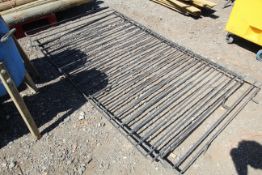 2x window railings approx. 81