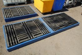 Bund for four drums. V