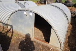 Harvey 1.7m insulated farrowing ark. For sale due to sale of pigs. 1.7m long x 2.6m wide x 1.4m