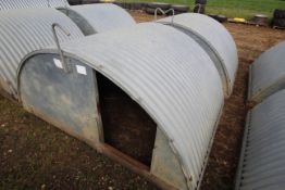 Harvey 1.7m insulated farrowing ark. For sale due to sale of pigs. 1.7m long x 2.6m wide x 1.4m