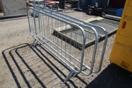 3x crowd barriers. V