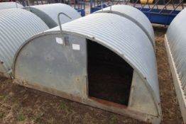 Harvey 1.7m insulated farrowing ark. For sale due to sale of pigs. 1.7m long x 2.6m wide x 1.4m