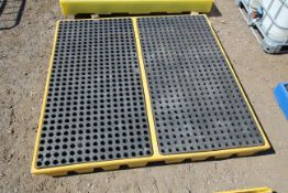 Bund for four drums. V