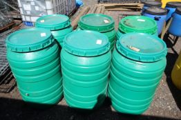 6x plastic barrels.
