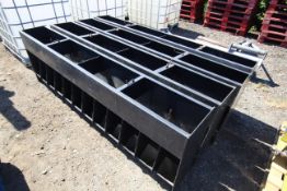 4x 12 space pig feeders. V