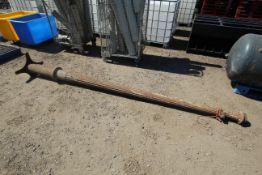 Cast iron lamp post, measuring approx. 147