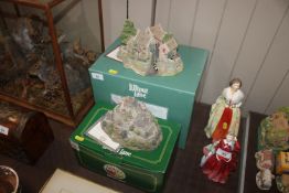 Lilliput Lane 'Bluebell Farm' with box and Lillipu