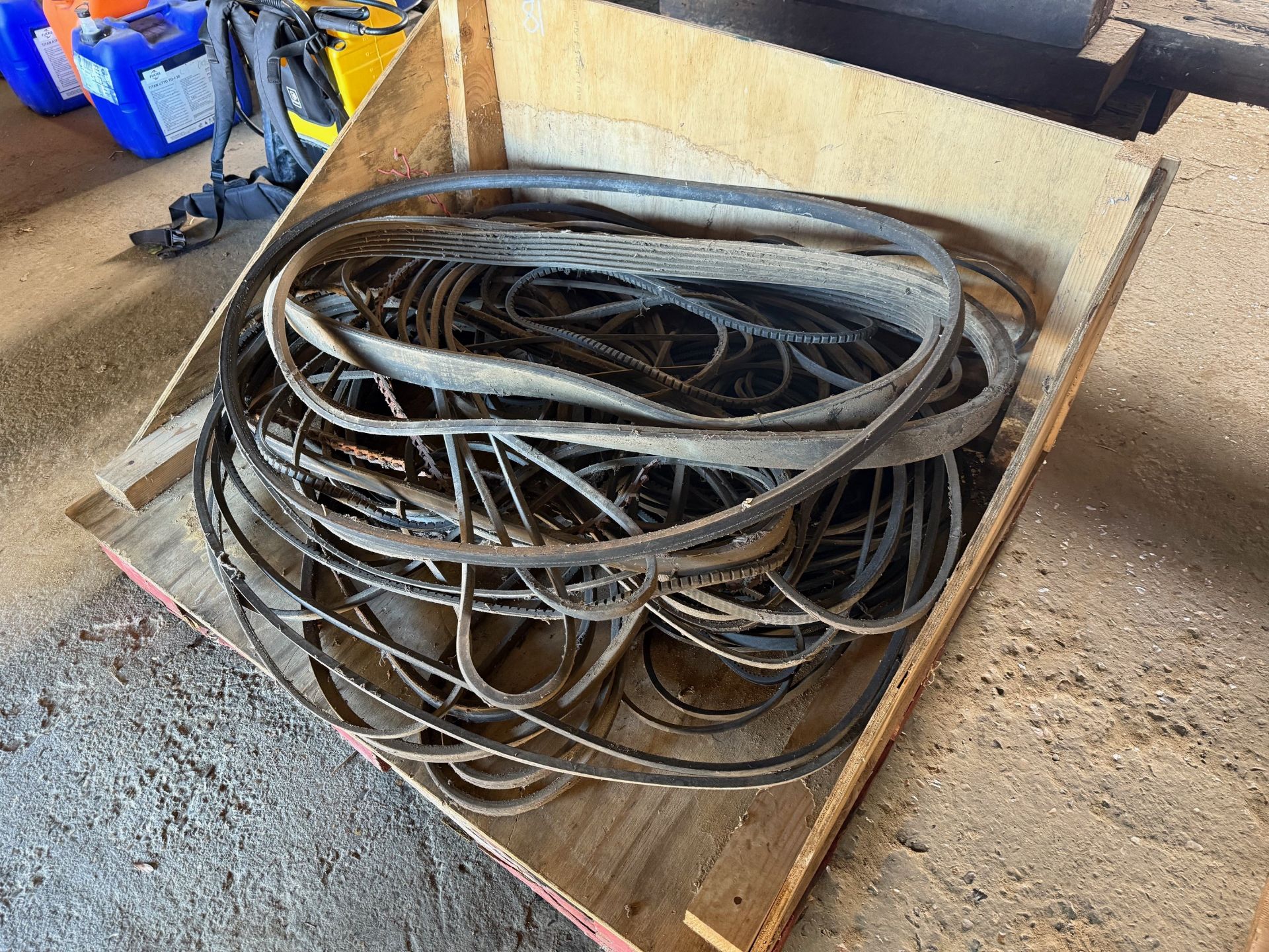 Quantity of vee belts etc.