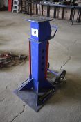8T Sprayer Jack.