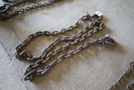 Large tow chain.