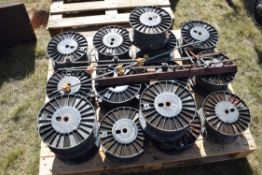 Quantity of electric fencing wire.
