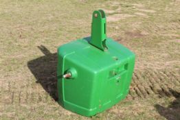 John Deere 1150kg weight block for front linkage.