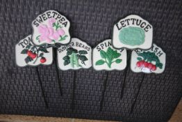 6x Salad cast irons signs. V