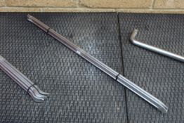 2x 36in Tyre levers. V