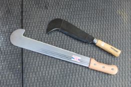 Bill hook & garden knife. V (This item can only be purchased by someone over the age of 18 and ID