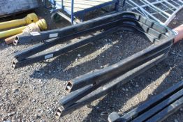 3x Roll bars.