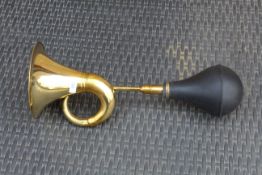 Brass taxi horn. V