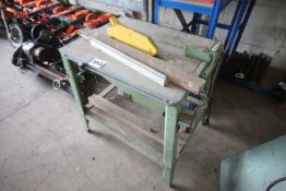 Table saw. V