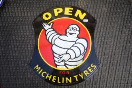 Michelin open (16x13in). V