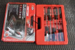 2x Screwdriver sets. V