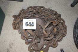 Lifting chains.